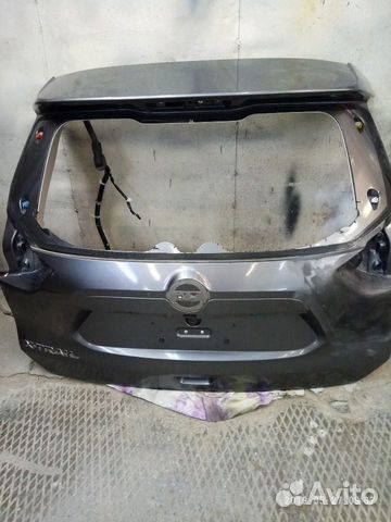 Дверь багажника X-trail