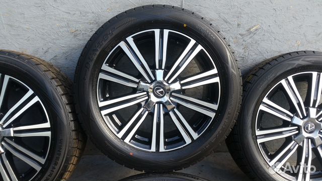 Новый оригинальный комплект Lexus LX570 r21 Новый оригинальный комплект Lexus LX570 r21