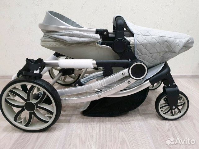 Коляска 2 в 1 Yolety, серебро. Доставка