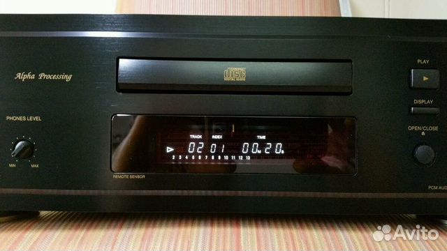 CD player denon 1550AR