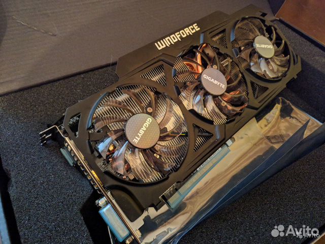 Игровая видеокарта Gigabyte R9 290