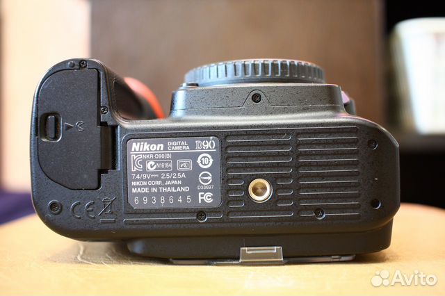 Nikon D90