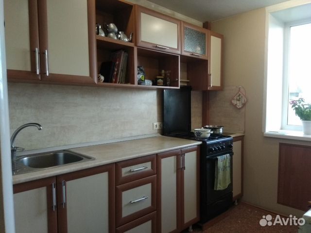 2-к квартира, 47 м², 8/10 эт.