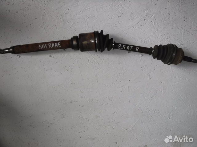 Полуось передняя правая Renault Safrane 2 2.5 ат Полуось передняя правая Renault Safrane 2 2.5 ат