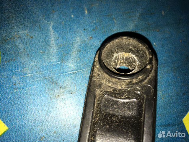 Поводки дворников Volvo S70 Поводки дворников Volvo S70