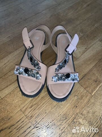 Босоножки hm