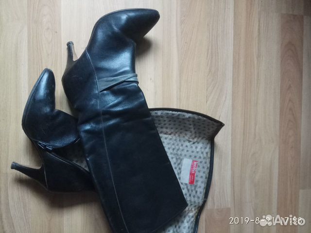 Сапоги демисезонные две пары 36