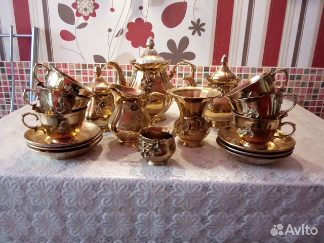 Сервиз чайный на 6 персон Сервиз чайный на 6 персон