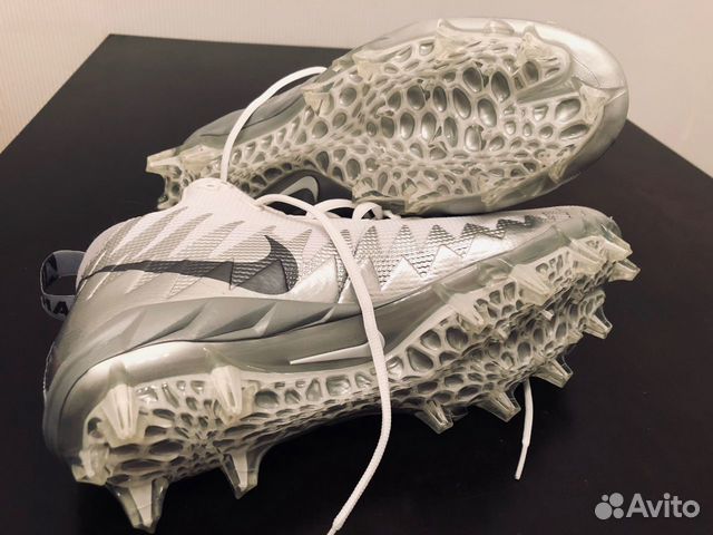 Nike Alpha Menace Pro Mid Nike Alpha Menace Pro Mid