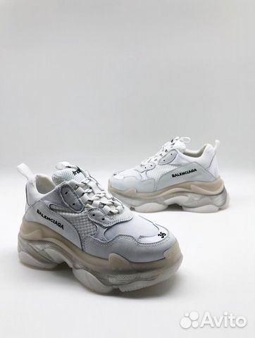 Кроссовки Balenciaga Triple S Кроссовки Balenciaga Triple S