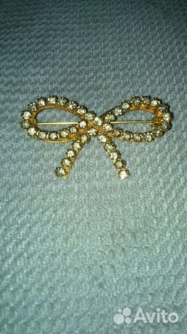 Брошь 