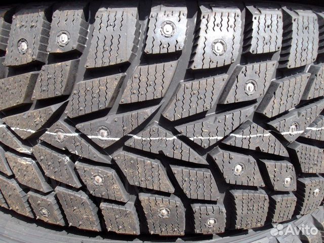 Новые Dunlop ice 02 205 50 17 R17 94S шипованные Новые Dunlop ice 02 205 50 17 R17 94S шипованные