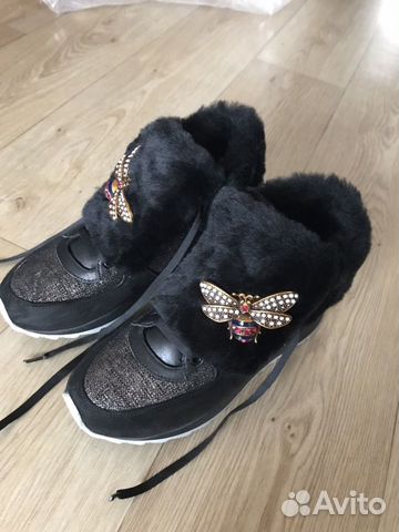Кроссовки
