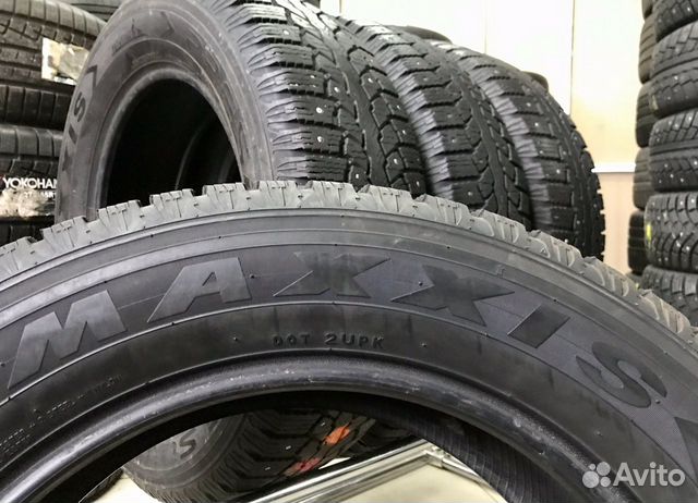 225 65 17 Maxxis Spike SUV, 102T*