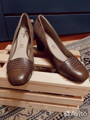 Женские кожаные туфли Женские кожаные туфли