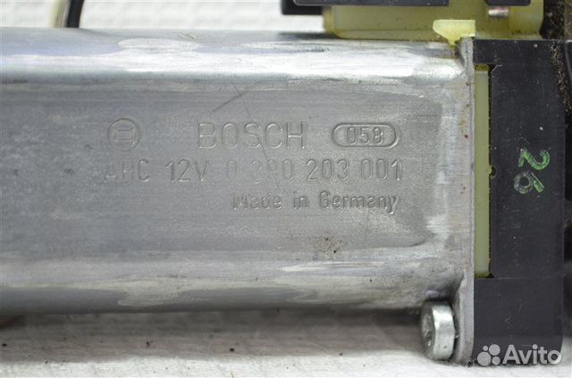 Моторчик сиденья Mercedes C180 W203 1.8 kompressor Моторчик сиденья Mercedes C180 W203 1.8 kompressor