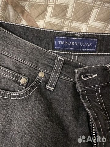 Джинсы Trussardi новые 29 размер Джинсы Trussardi новые 29 размер