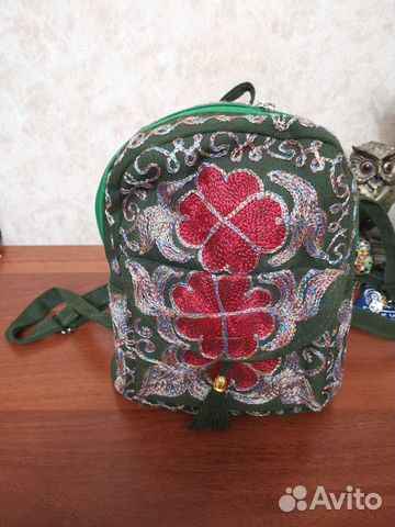 Женские сумочки, косметички, рюкзачок Женские сумочки, косметички, рюкзачок