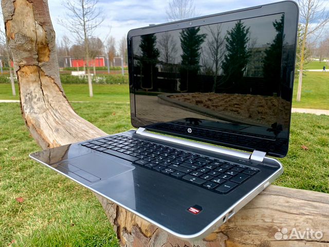 HP Pavilion 15 : 4х ядерный игровой с 12гб озу