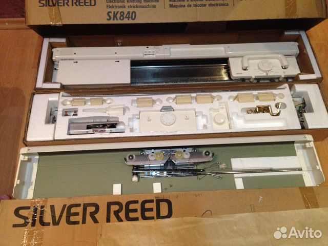 Прродам вязальную машину silver reed SK840