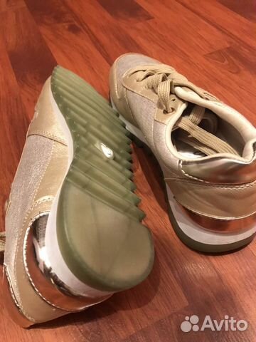 Кроссовки Кроссовки