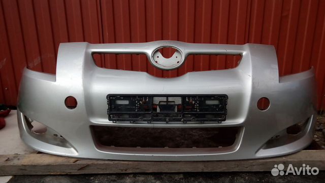 Бампер передний Toyota Auris E150 (06-10)