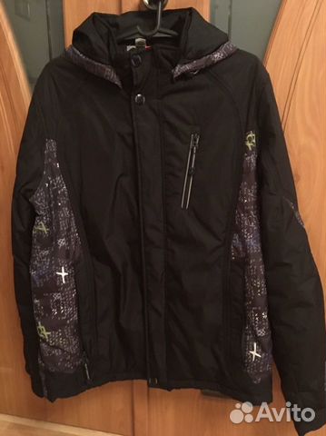 Мужская демисезонная куртка, хороший бренд WHS Мужская демисезонная куртка, хороший бренд WHS