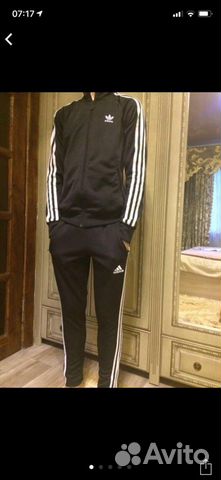 Спортивный костюм adidas Спортивный костюм adidas