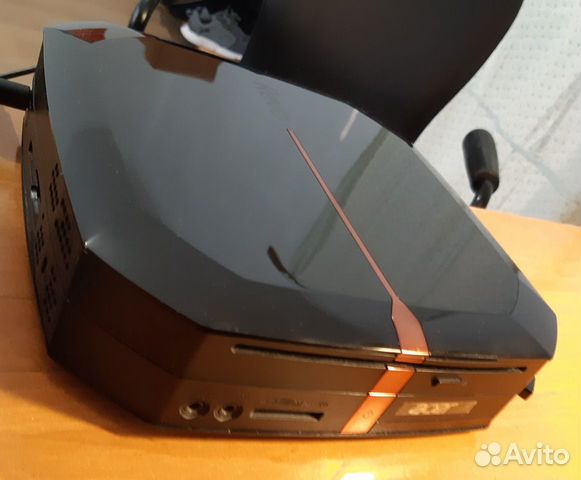 Компьютер (неттоп Acer revo 80,монитор Viewsonic)