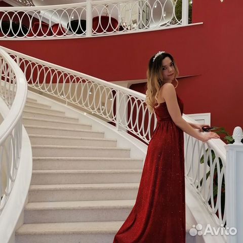Платье вечернее