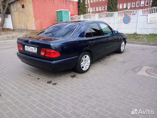 Аренда автомобиля Mercedes E класса
