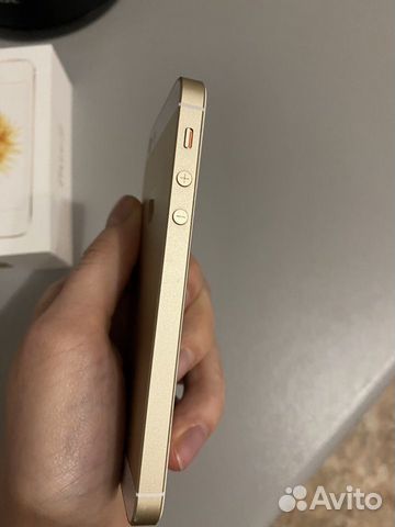 iPhone SE iPhone SE