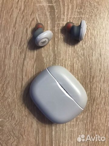 Bluetooth наушники JBL Bluetooth наушники JBL