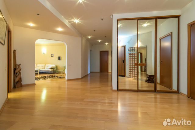 4-к квартира, 170 м², 5/6 эт.