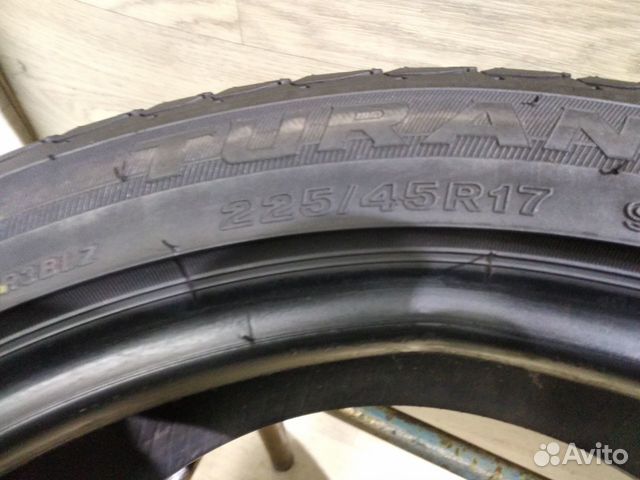 Пара шин Bridgestone ER 300 (2 шт) 225/45 R17 Пара шин Bridgestone ER 300 (2 шт) 225/45 R17