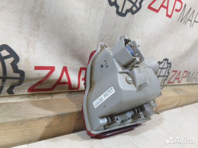 Фонарь птф Toyota Land Cruiser J200 Фонарь птф Toyota Land Cruiser J200