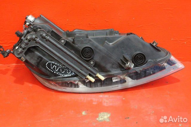 Фара передняя левая Volkswagen Phaeton 2002-2008