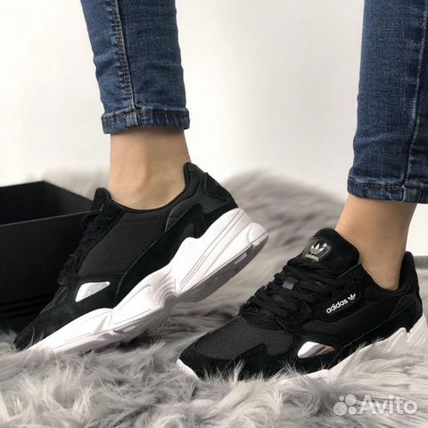 Кроссовки Adidas Falcon женские Кроссовки Adidas Falcon женские