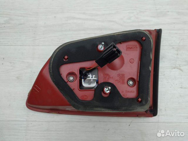 Фонарь внутренний левый 3AF945307E VW Passat (B7)