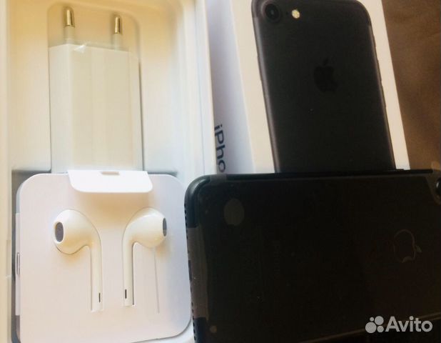 Телефон iPhone 7 32g