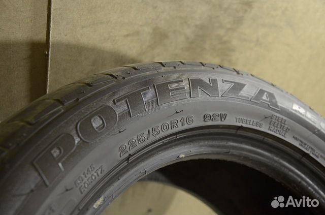 R16 225/50 Bridgestone Potenza RE050