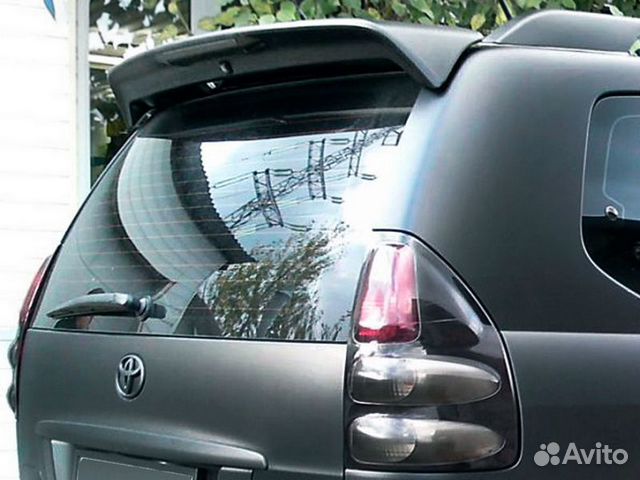 Спойлер крышки багажника стоп-сигнал Toyota LC 120