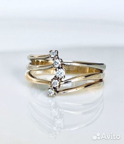 Золотое кольцо с бриллиантами