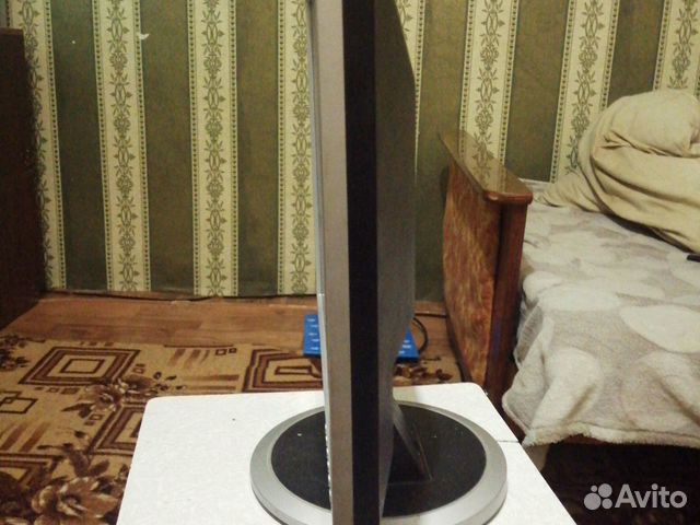 Монитор SAMSUNG