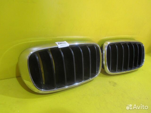 Решетки радиатора BMW X5 F15 (13-18) 51137294486 Решетки радиатора BMW X5 F15 (13-18) 51137294486