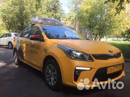 Водитель такси на газу