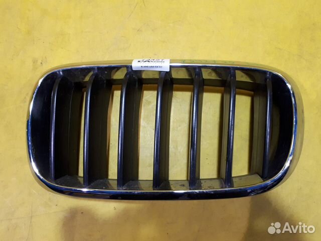 Решетка радиатора левая BMW X5 F15 (13-н.в.) Решетка радиатора левая BMW X5 F15 (13-н.в.)