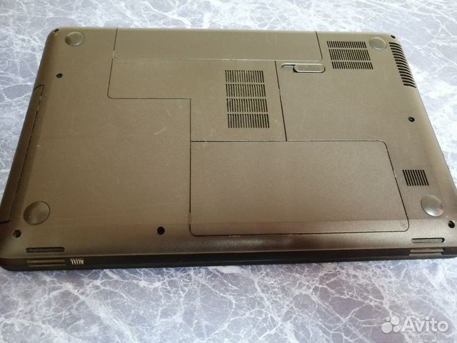 Ноутбук HP 2000 Ноутбук HP 2000