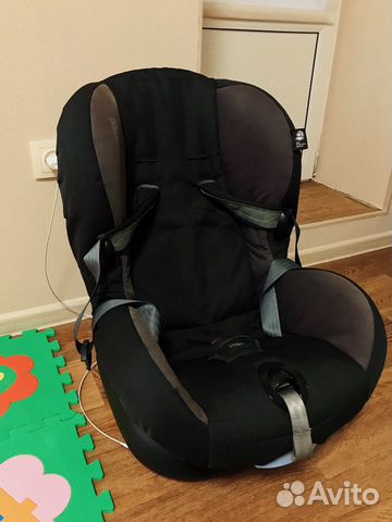 Автомобильное кресло Maxi Cosi (Голландия) Автомобильное кресло Maxi Cosi (Голландия)