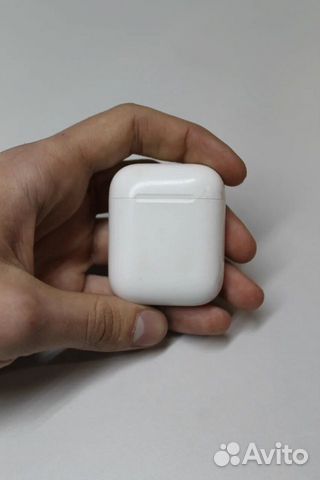 Кейс для наушников Apple AirPods Кейс для наушников Apple AirPods